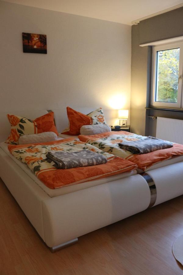 Appartment In Walldorf Mit Schlafzimmer, Kueche Und Bad Esterno foto